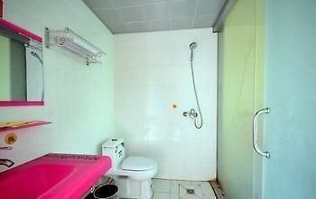 Wuhan Minghang Guesthouse Exterior photo